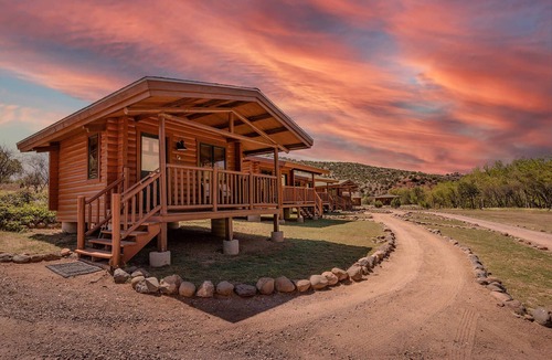 Cornville Cottage | This cottage is a 2 bedroom(s), 1 bathrooms, located in Sedona, AZ.