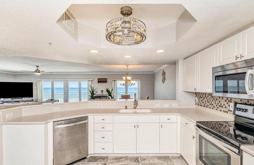 Ocean Dunes Apartment | Three Bedroom Oceanfront Residence with Wraparound