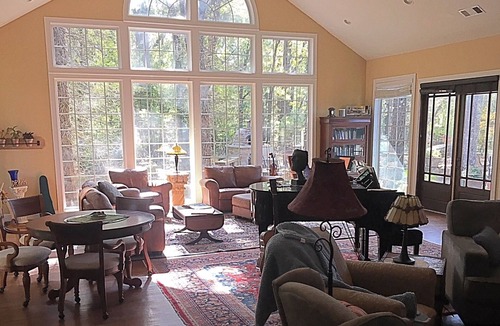 Jefferson House | Three Room Suite - Sleeps 6 in Farmhouse on rural sheep and goat farm.