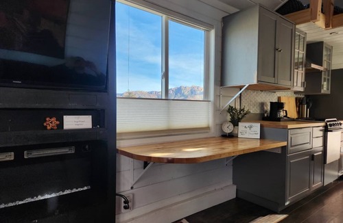 Apple Valley House | Tiny Home Lodge near Zion and Bryce Parks. Hot Tub, Stargazing, Stunning Views