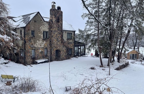 St. Cloud Cabin | Tiny rustic cabin next to the Mississippi River