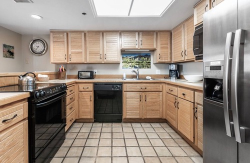 North Park City Condo | Top-Floor 2-Story Condo: Located at PCMR Base, Sleeps 10, Private Hot Tub