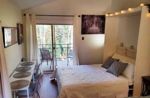 Athens Apartment | Top-floor w/view, Walk to Sanford Stadium