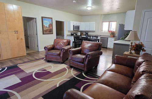 Fredonia Apartment | Top of the Rock Casita with Walk-out Patio - Pet/Horse-Friendly