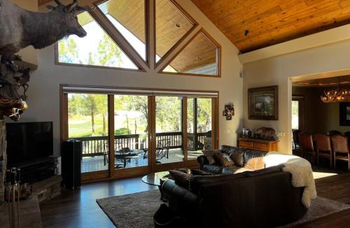 Torreon House | Torreon Getaway on the Greens with hot tub, 4 bedrooms, sleeps 10