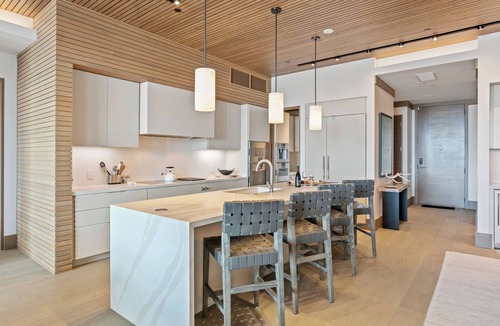 Empire Pass Condo | Tower Club Residences - Three Bedroom Deluxe #6 by Deer Valley Resort