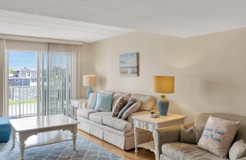 Dewey Beach House | Town of Dewey Beach - 100 Collins Ave, Unit #103