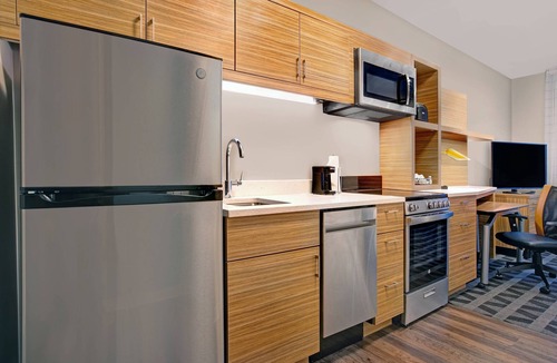 Woodbridge Hotel | TownePlace Suites by Marriott Potomac Mills Woodbridge