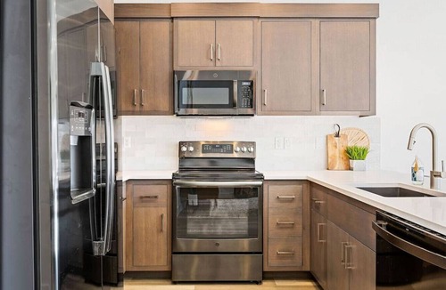 St. George Villa | Trendy 5 Bed Home in St George Sleeps 16 w/Pool!