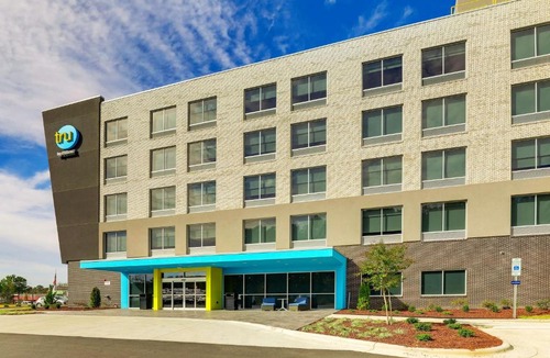 Garner Hotel | Tru By Hilton Raleigh Garner