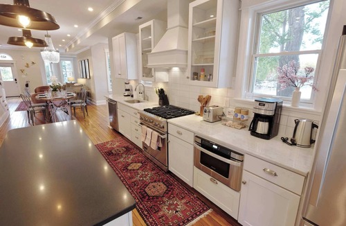 Stanton Park House | Turreted Townhouse |Luxury|Walk to Capitol Hill