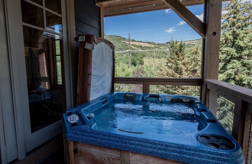 Downtown Park City Condo | Two Blocks from Park City Mountain Resorts -Town Pointe A 301
