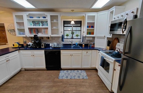 Silver Springs House | Unique A-Frame wloft, pool, & RV electric 17 min from Silver Springs State Park