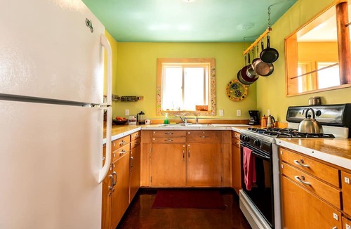 Tollgate Canyon Cabin | Unique Tower Cabin Rental with Panoramic Views of Park City, Utah
