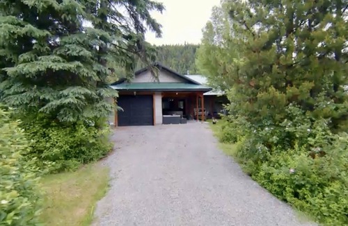 Okanagan-Similkameen House | Unplug & Unwind @ The Manning Park Hideaway! 🎿🇨🇦