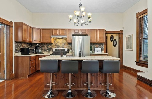 Victorian Village House | Unwind and relax in this idyllic Short North hangout.