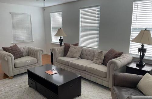 Lincolnville House | Updated,spacious, maritime 3BR downtown cottage