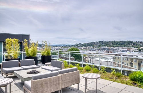 Old Ballard Apartment | Upscale Ballard 1BR w/W/D, BBQ & Gym, near Waterfront, by Blueground