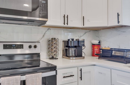 Allendale Area House | Vacation Launch Pad - Great for Groups!