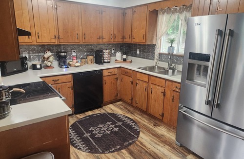 Van Buren House | 🔴Van Buren 3 Bedroom Home Near the Landing with an Arcade! Fast Wifi!