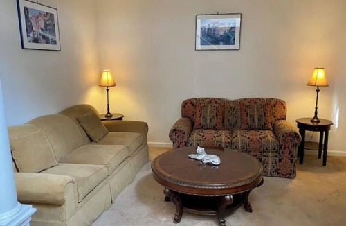 Rossville House | Van Gogh 3-Comfy Private Rm in single family home