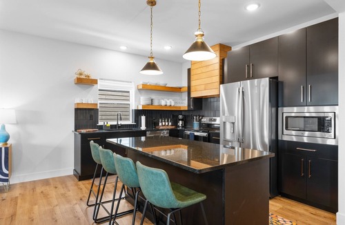 Hollister House | Vibrant Lake Views Hot Tub Arcade Fun Retreat