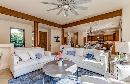 West Sedona House | Views of Coffee Pot, Hot Tub, Community Pool, Walk To Pickleball Courts!