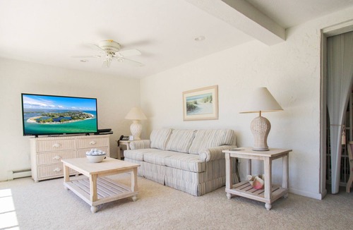 Trailer Estates Villa | Villa near IMG, Sun Splash