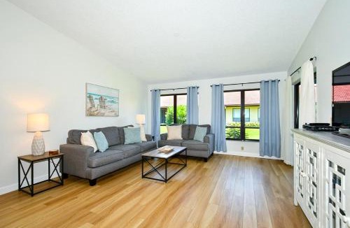 Sarasota House | Villa Pine Tree Pool close to the beaches Siesta Key