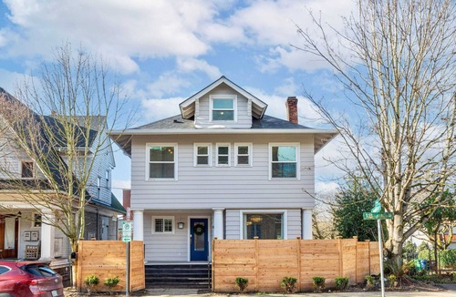 Broadway House | Vintage Meets Modern! Spacious Capitol Hill Single Family home with 97 walk score!