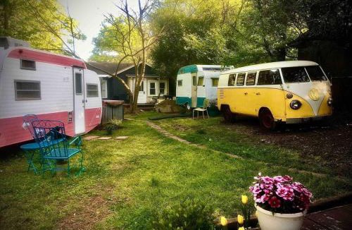 Durham House | Vintage Scotty Camper Cottage Durham NC