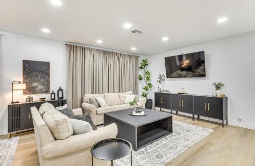 Coral Springs House | Walk to City Center: Modern Coral Springs Getaway