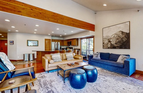 North Park City Condo | Walk to lifts & Main St. condo with hot tub, heated garage, & mountain view