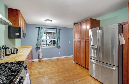Aurora Highlands House | Walk to Metro-Near Washington DC-Amazon HQ-DCA Airport-Pentagon-Crystal City