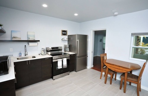 Laurel Condo | Walk to the beach in minutes from this recently remodeled condo.