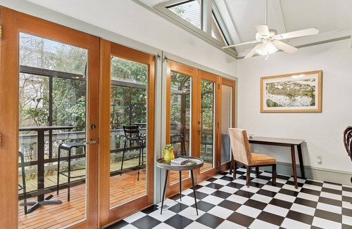 Fremont House | Walkable Fremont Home with Parking