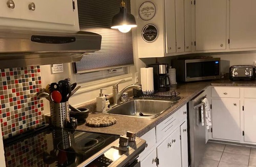 Longueuil Apartment | Warm little jewels!