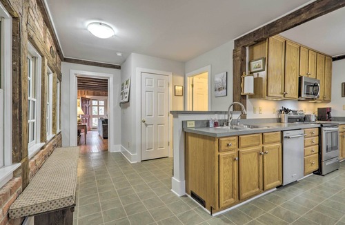 Pittsboro Cottage | Warm + Peaceful Home w/Fire Pit on Haw River
