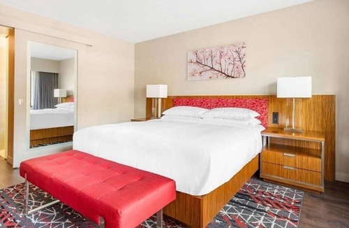 West End Resort | Washington DC | Couples Capital Getaway | Gym + Downtown Stay