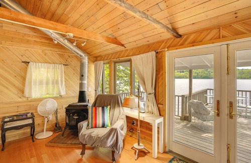 Berkshire Apartment | Waterfront Berkshires Studio w/Dock on Goose Pond