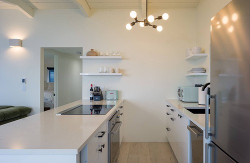 Eastsound Cottage | Waterfront Luxury, Hot Tub,Fast Internet, Mooring