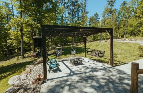 Chestertown House | WaterFront Modern ADK Home-Mountain View- Sleeps 16
