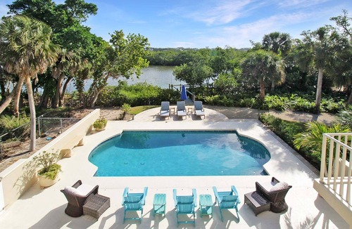 Nokomis House | Waterfront Neo Mediterranean Home On Casey Key - Tidewater Manor