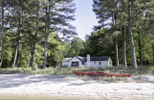 White Stone House | Waterfront, Private Beach, Mid Century Style