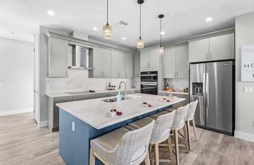 Cape Harbour House | Waterfront Siren Luxe Cape Coral Escape: Dive into Bliss - The Nauti Mermaid - Roelens