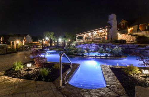 Indian Point House | WaterMill Cove Resort LAKEFRONT Cabin 2 mi to Silver Dollar City Pools Mini Golf