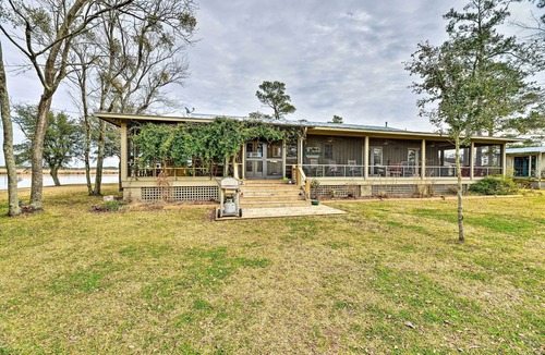 Belhaven House | Waterside Belhaven House & Cottage w/Porch & Dock