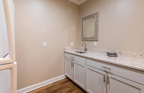Greensboro Cottage | Waterview Retreat with fabulous lake views at Marina Cove