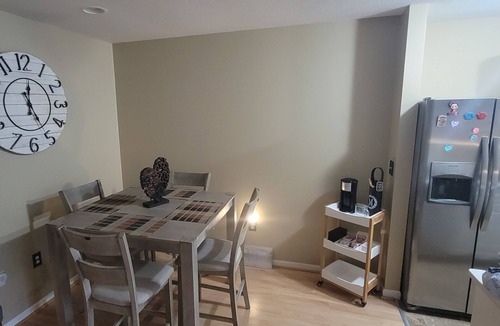 Summit Station Condo | WELCOME! Easy living with comfy style.