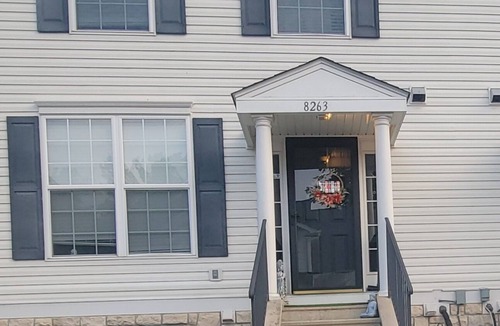 Summit Station Condo | WELCOME! Easy living with comfy style.